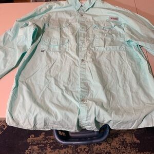 Columbia men’s shirt